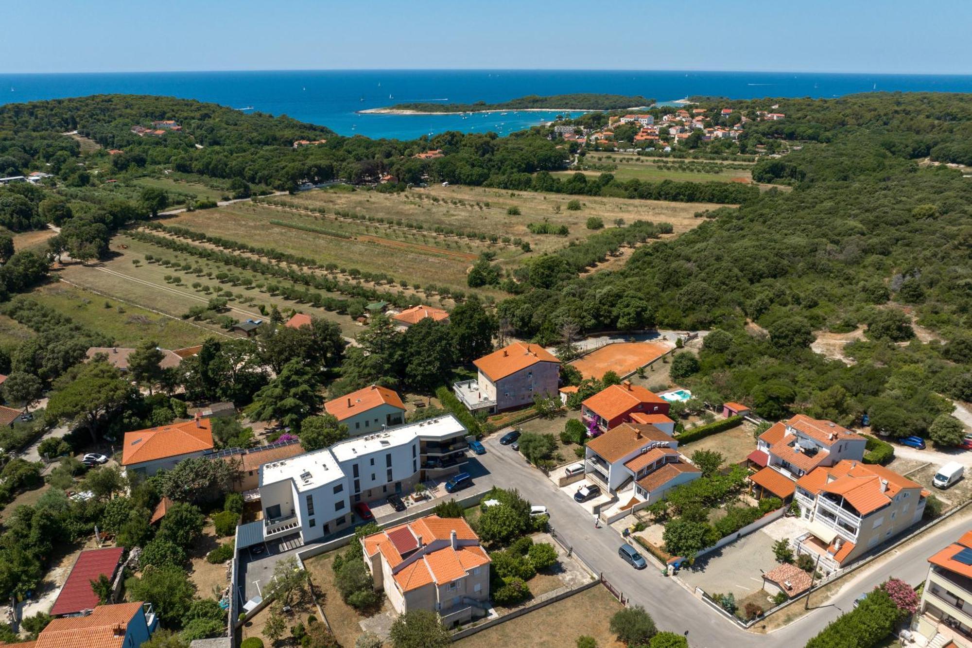 Luxury Apartments Villa San Avia Banjole Exteriör bild
